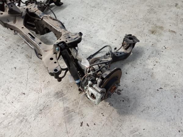 Rear subframe NISSAN X-Trail (T32) Imagem-3