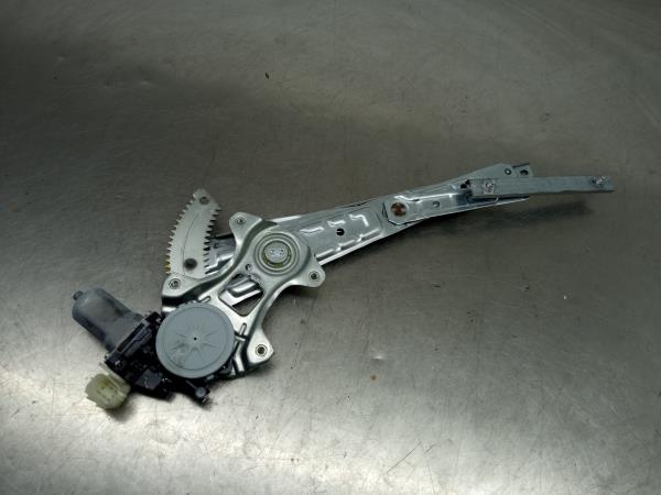 Elevador vidros trás direito NISSAN X-Trail (T32)