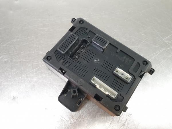 Modulo / Centralina comfort RENAULT Clio III (BR0/1, CR0/1) Imagem-2