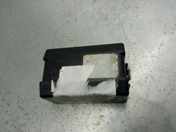 Module de confort MITSUBISHI Pajero Classic (V2_W) Imagem-3