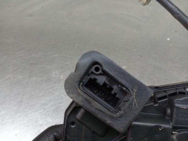 Cerradura / cierre puerta delantero izquierdo VOLKSWAGEN Golf VI (5K1) Imagem-2