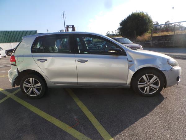 Panel Trasero Derecho VOLKSWAGEN Golf VI (5K1)