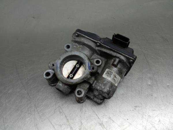 Boîtiers papillon RENAULT Clio IV (BH_)