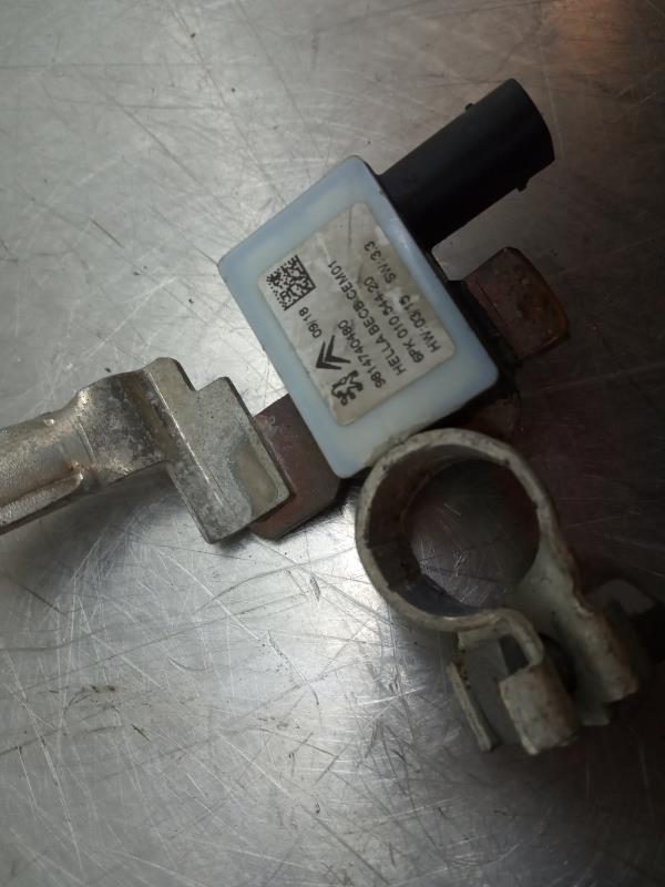 Battery Control Module / Charging Relay PEUGEOT 208 Imagem-3