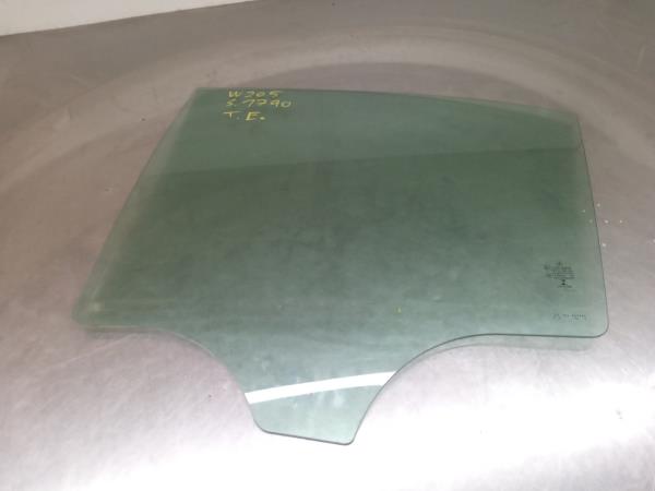 Vidro porta trás esquerdo MERCEDES-BENZ Classe C (W205)