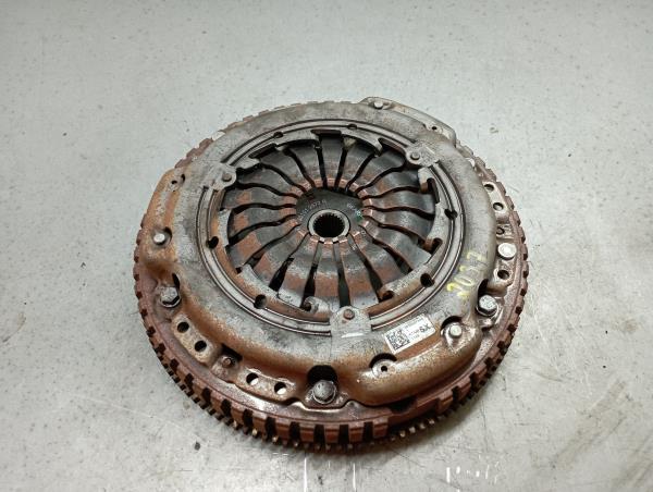 Volante motor RENAULT Clio IV (BH_)