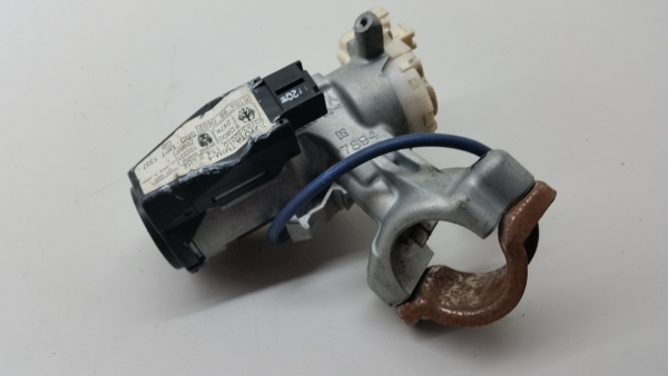 Ignition barrel TOYOTA Yaris (_P1_)