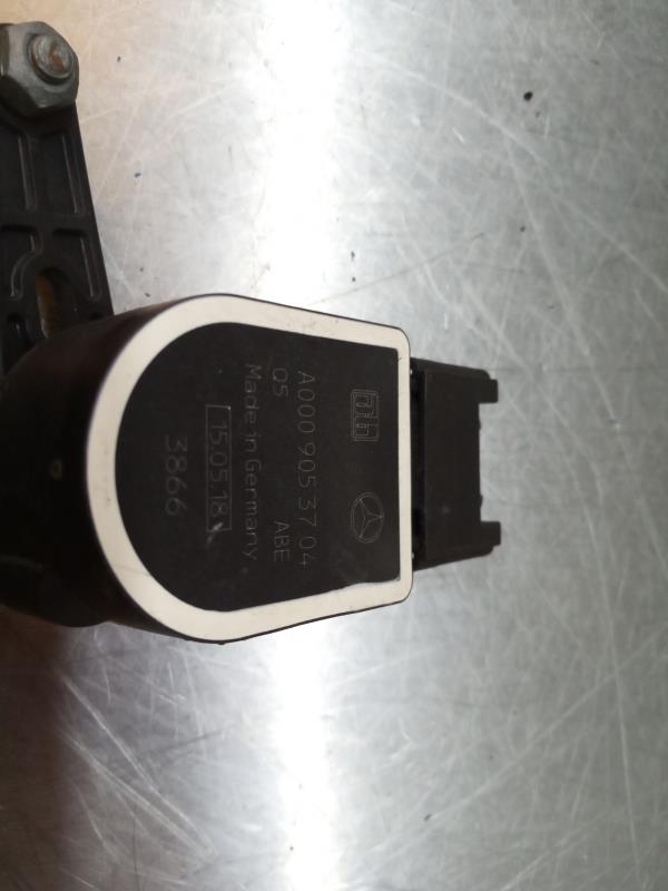 Motore regolazione fari MERCEDES-BENZ Classe C Cabriolet (A205) Imagem-2