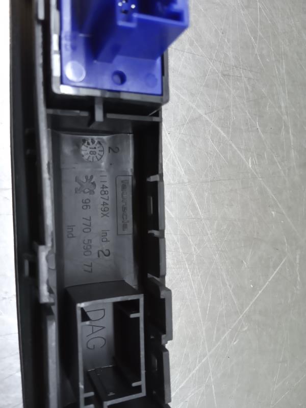 Comando multifunzione PEUGEOT 208 Imagem-3