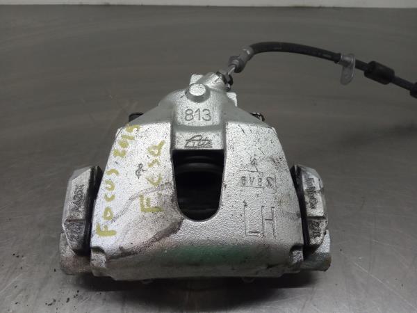 Pinça travão / maxila de travão frente esquerda FORD Focus III