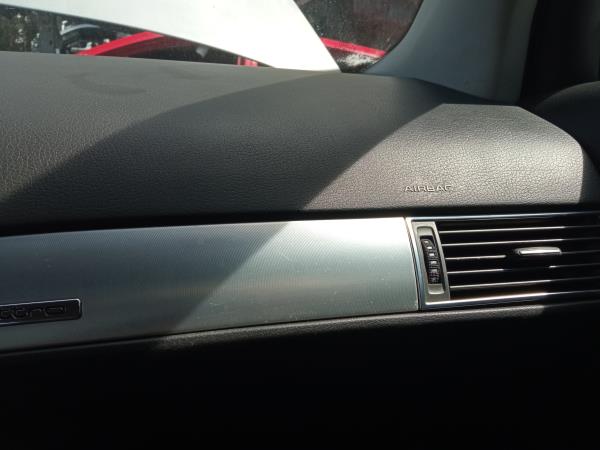 Airbag passageiro AUDI A6 (4F2, C6)
