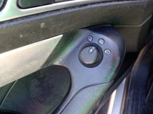 Comando de espelhos AUDI A6 (4F2, C6)