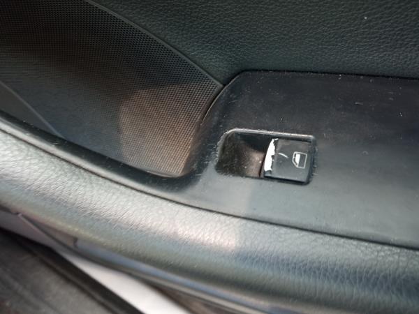 Mando / interruptor elevalunas delantero derecho AUDI A6 (4F2, C6)