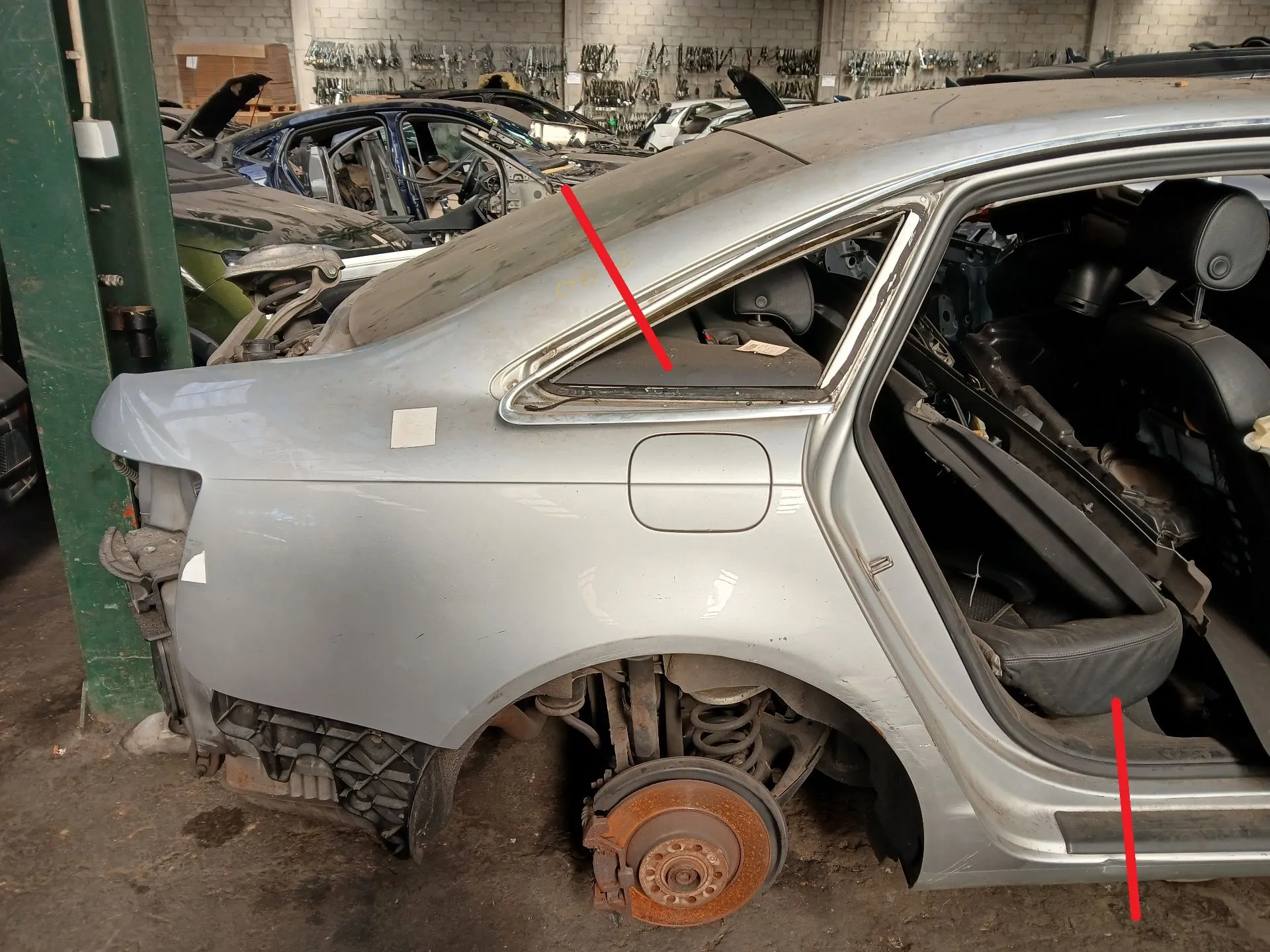 Painel trás direito AUDI A6 (4F2, C6)