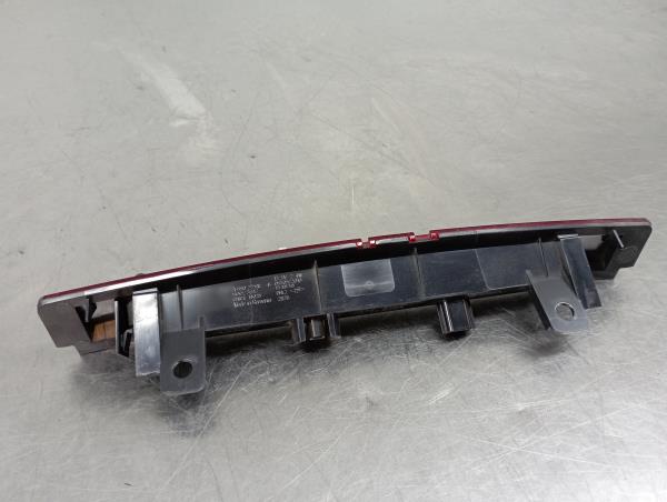 Luz de freno adicional / tercer freno RENAULT Captur (J5_) Imagem-1
