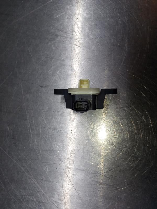 Sensor airbag frente direito VOLKSWAGEN Polo (6R, 6C) Imagem-1