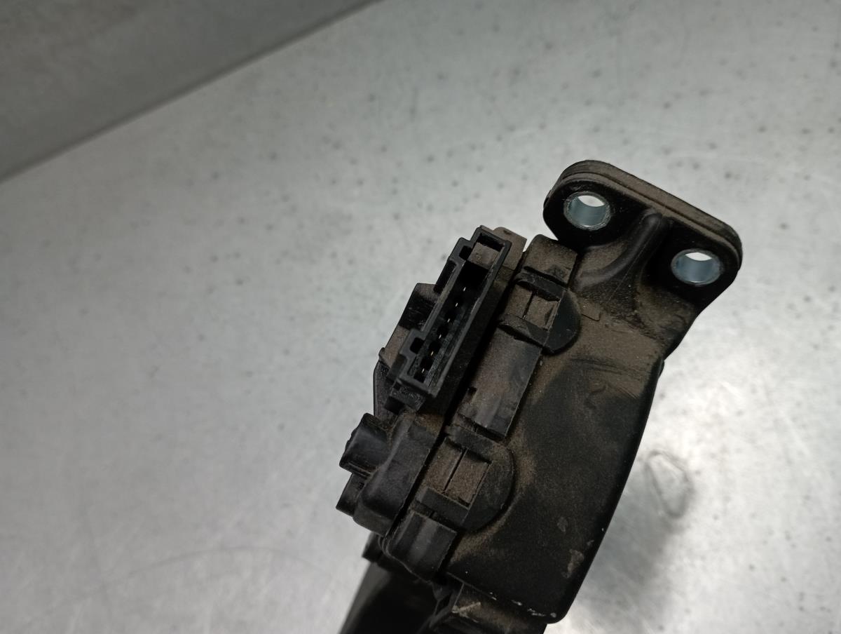 Accelerator Pedal VOLKSWAGEN Polo (6R, 6C) Imagem-2
