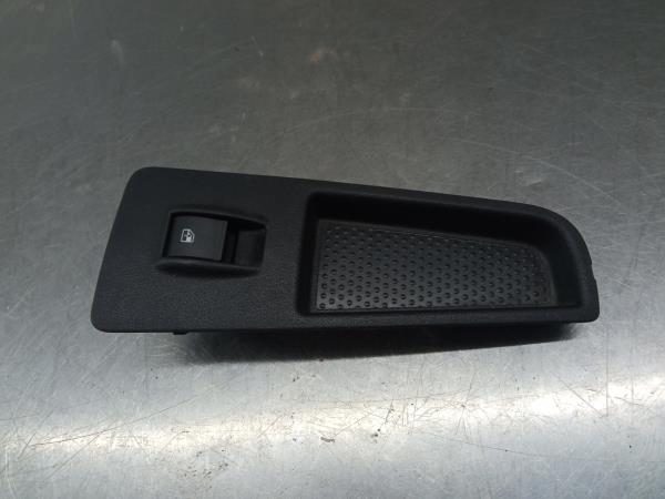 Comando / interruttore alzacristallo posteriore sinistro LANCIA Delta III (844_)