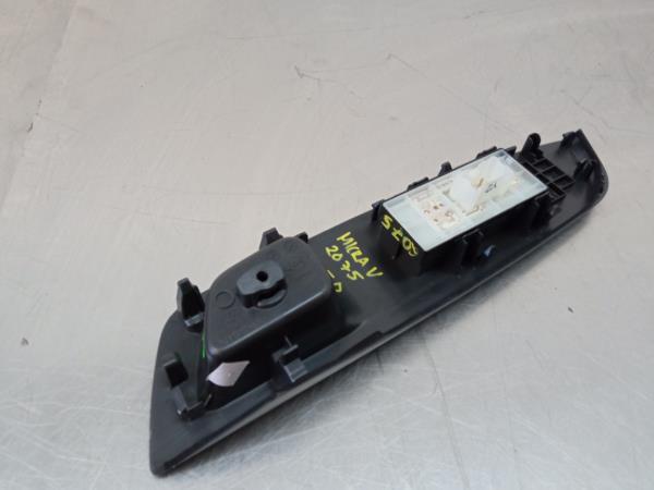 Mando / interruptor elevalunas delantero derecho NISSAN Micra V (K14) Imagem-1