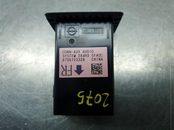 Módulo USB / AUX / IPOD NISSAN Micra V (K14) Imagem-2