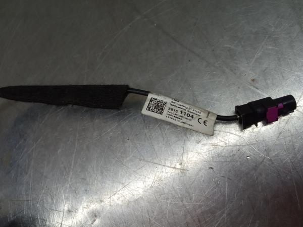 Base de antena OPEL Corsa E Imagem-2