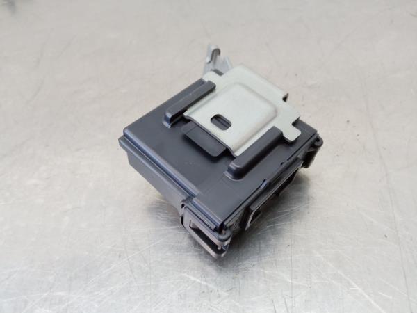 Module de confort NISSAN Micra V (K14) Imagem-1