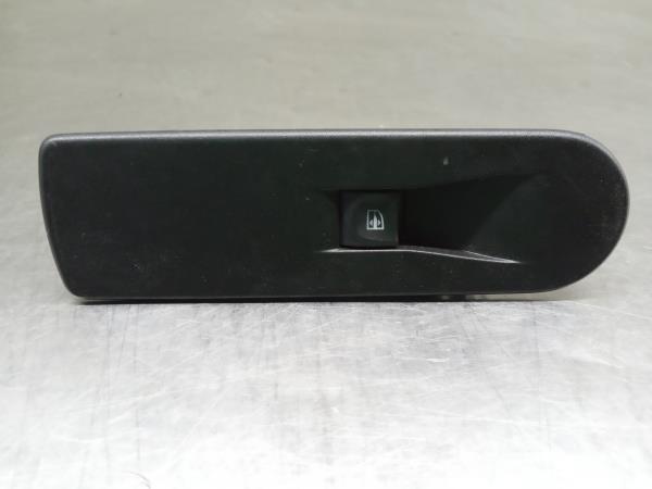 Mando / interruptor elevalunas delantero derecho RENAULT Captur (J5_)