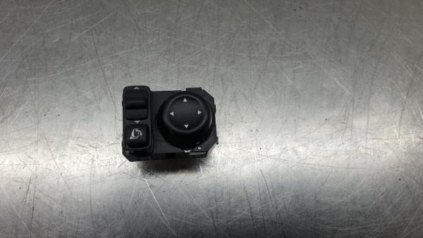 Comando de espelhos NISSAN Micra V (K14)