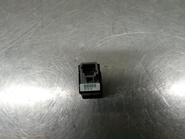 Comando / botão / interruptor multifunções NISSAN Micra V (K14) Imagem-1