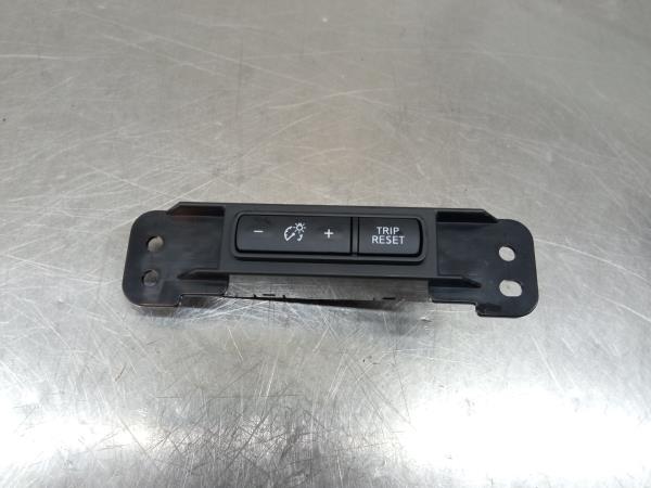 Multifunction control NISSAN Micra V (K14)