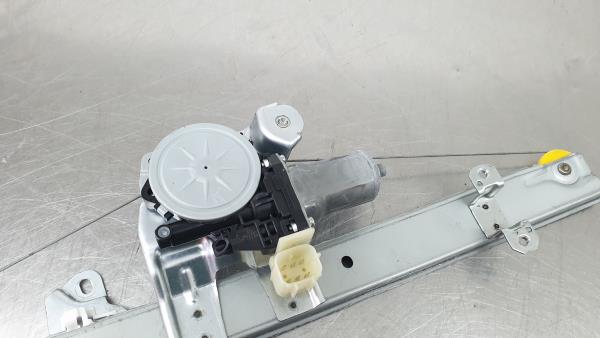 Elevador vidros frente direito NISSAN Micra V (K14) Imagem-1