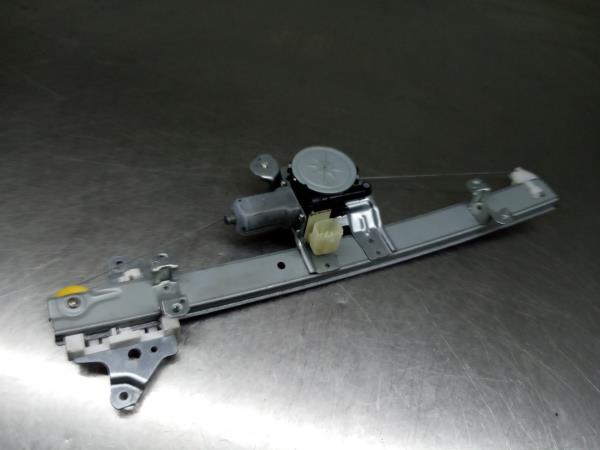 Lève-vitre avant gauche NISSAN Micra V (K14)
