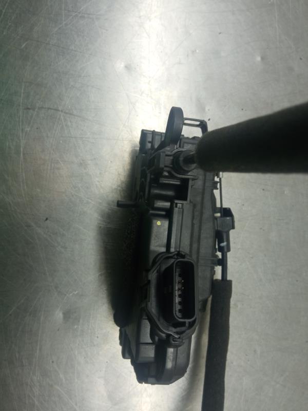Cerradura / cierre puerta trasera derecha NISSAN Micra V (K14) Imagem-4