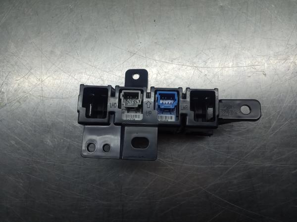 Multifunction control NISSAN Qashqai II (J11) Imagem-1