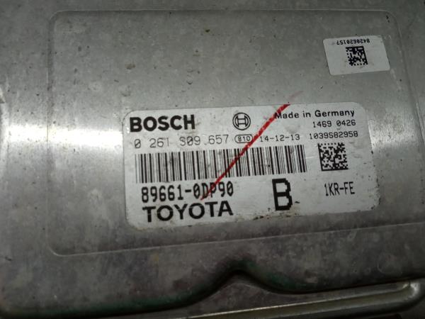 Centralina motor / ECU TOYOTA Yaris (_P13_) Imagem-3