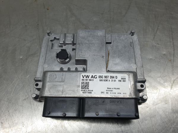 Centralina motor / ECU VOLKSWAGEN Polo (AW1) Imagem-1