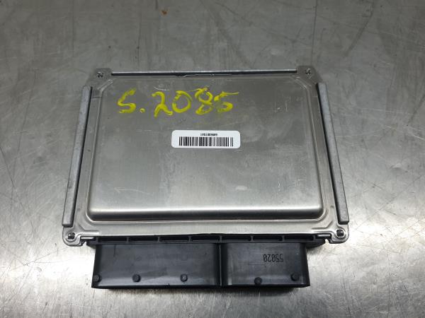 Centralina motor / ECU VOLKSWAGEN Polo (AW1)