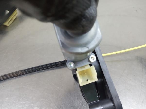 Lève-vitre avant gauche VOLKSWAGEN Golf Sportsvan (AM1) Imagem-2