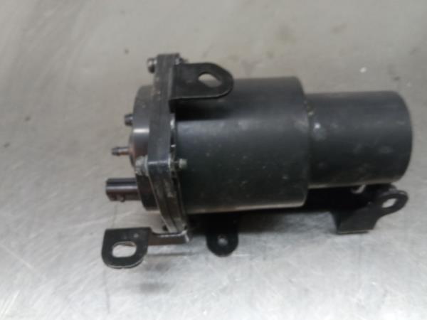 Bomba Auxiliar NISSAN Juke (F15)