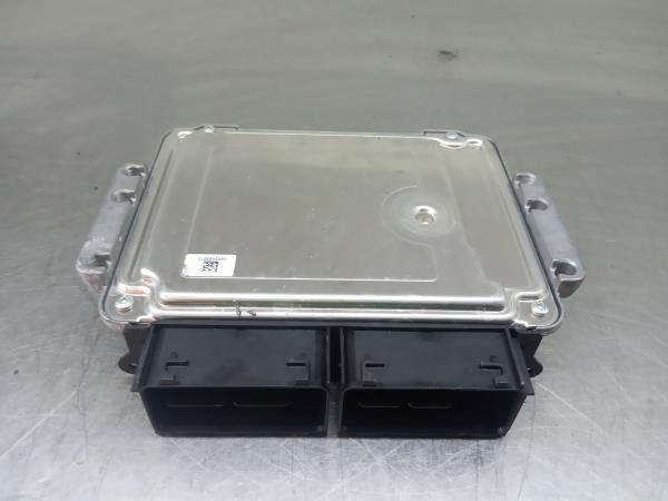 Centralina motor / ECU FORD Focus III Carrinha Imagem-1