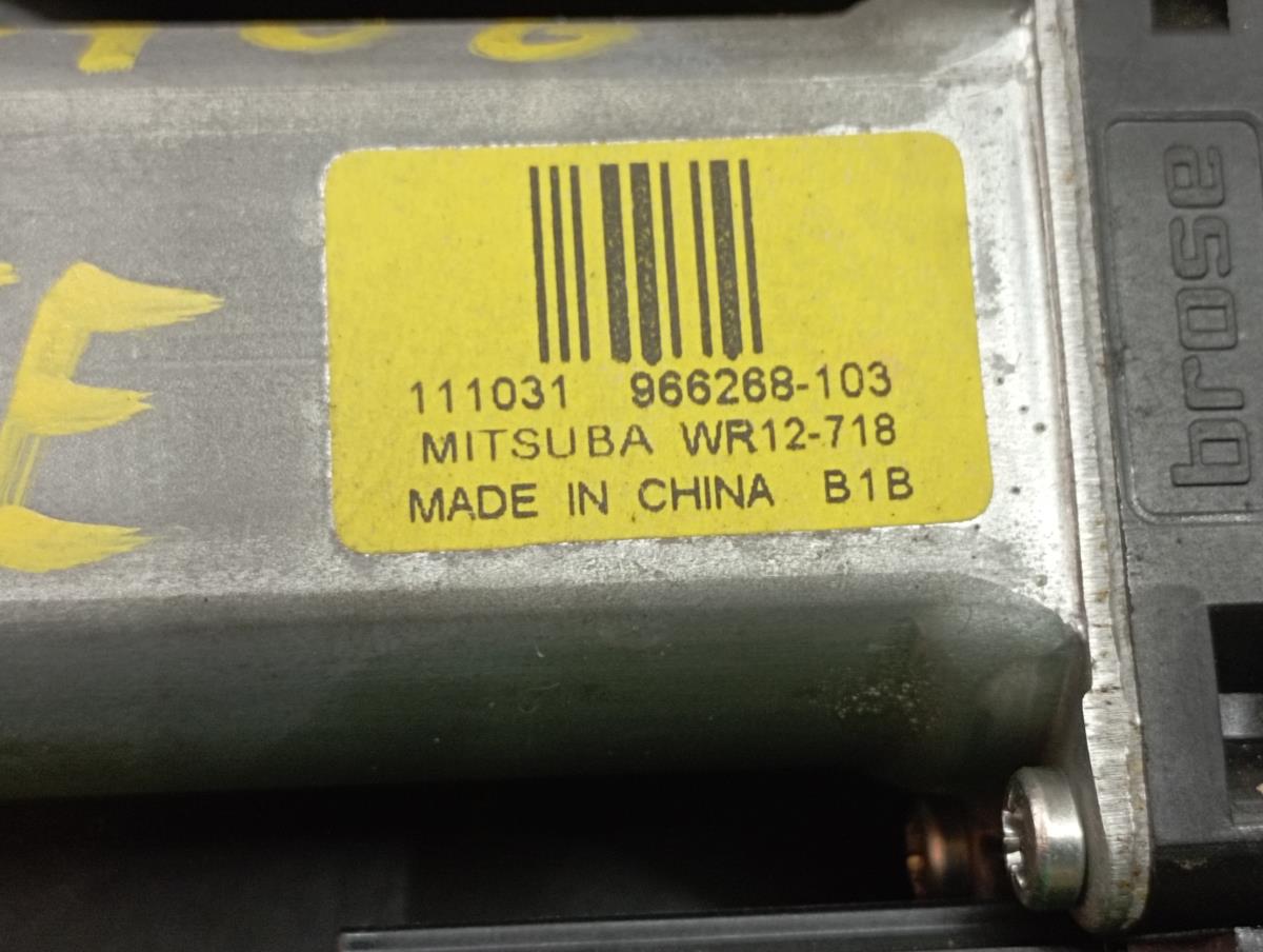 Lève-vitre avant gauche VOLVO S60 II (134) Imagem-5