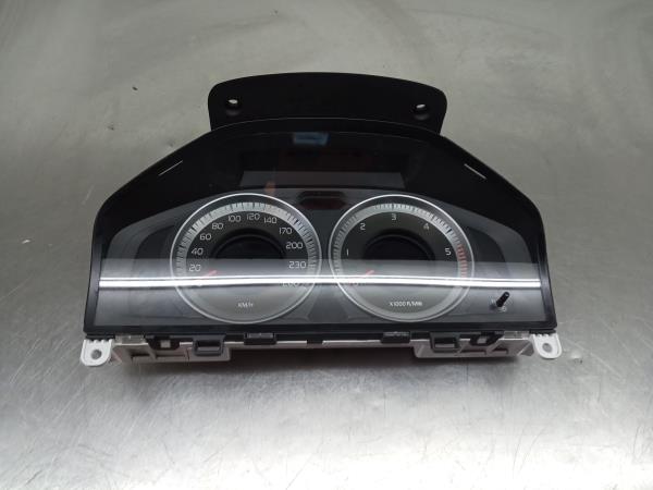 Quadrante / painel de instrumentos VOLVO S60 II (134)