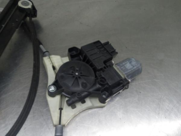 Lève-vitre avant gauche SEAT Ibiza V (KJ1) Imagem-1