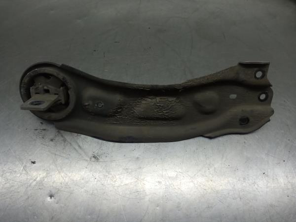 Braccio di sospensione posteriore destro MERCEDES-BENZ Classe A (W176) Imagem-1