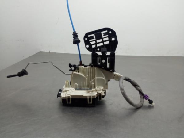 Front Right Door Lock MERCEDES-BENZ Classe A (W176)