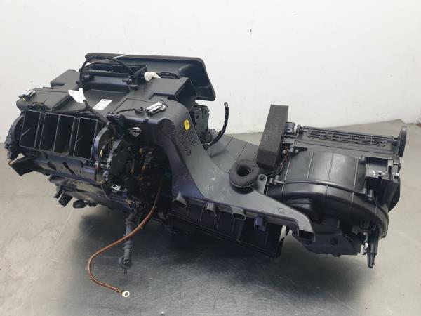 Complete heating radiator AUDI A6 Avant (4G5, 4GD, C7) Imagem-1