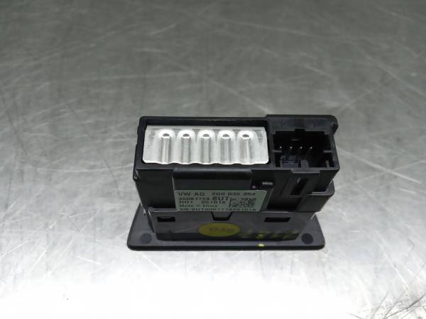 Módulo USB / AUX / IPOD VOLKSWAGEN Polo (AW1) Imagem-1