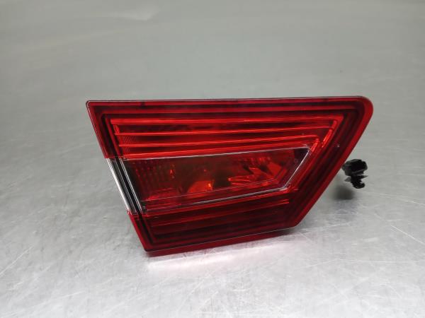 Feu de coffre Gauche RENAULT Clio IV (BH_)