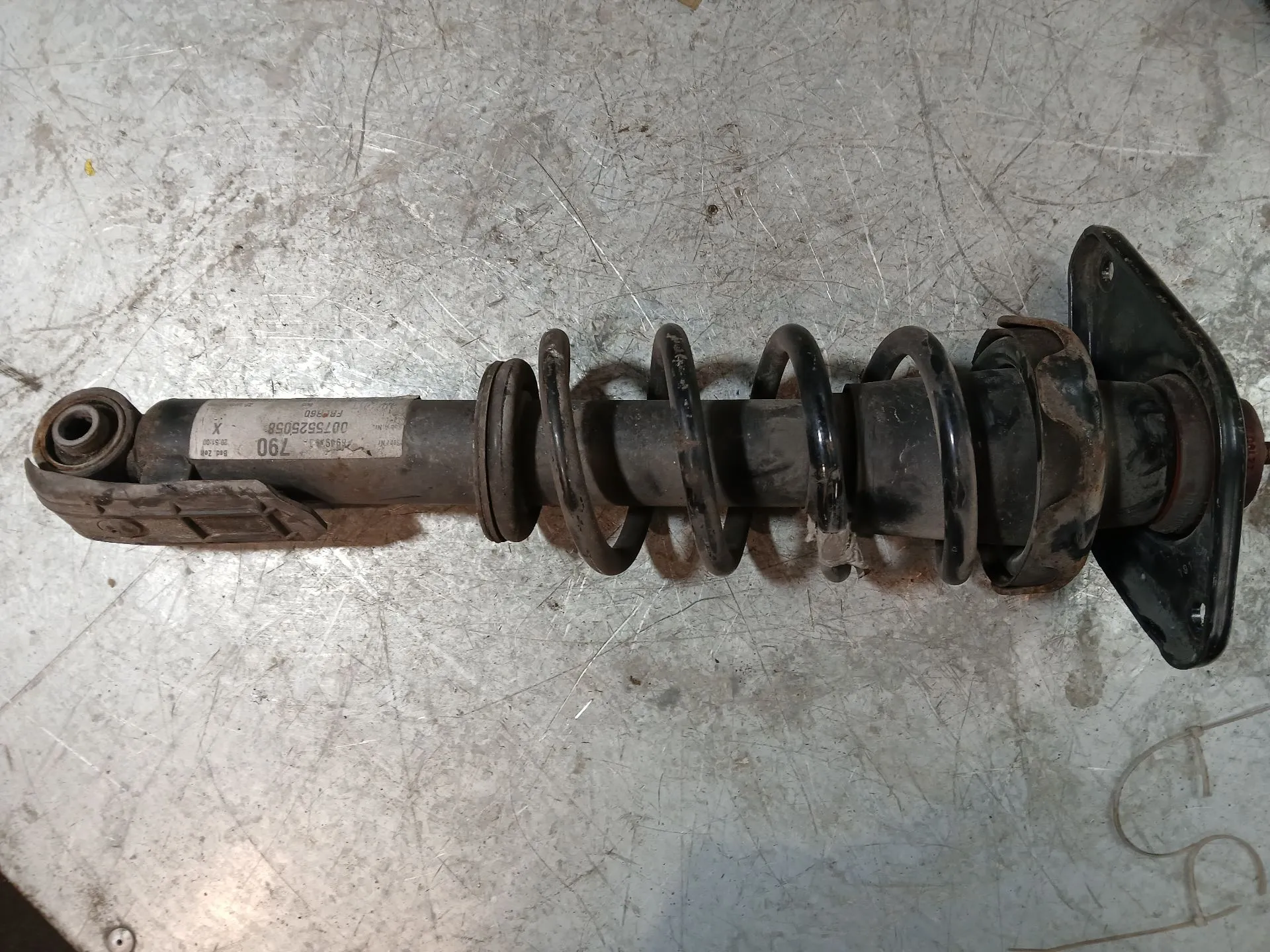 Amortiguador Trasero Izquierdo MINI Mini Countryman (R60)