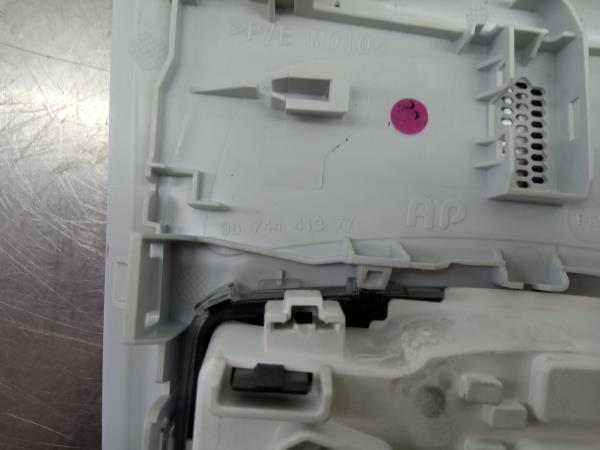 Plafonier frente PEUGEOT 208 Imagem-2